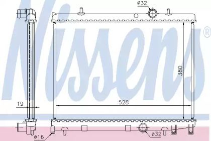 Радиатор охлаждения двигателя Nissens 63504.