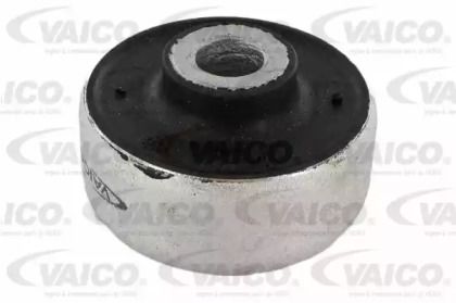 Сайлентблок важеля Vaico V10-6270.