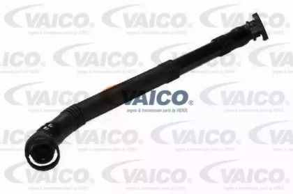 Патрубок вентиляції картера на БМВ 520 Vaico V20-0786.
