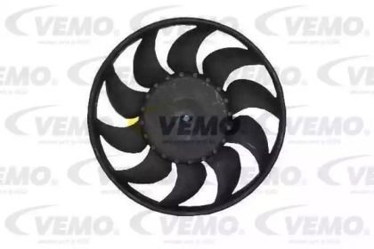 Крильчатка вентилятора охолодження двигуна на Volkswagen Transporter T5 Vemo V15-90-1849.