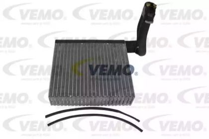 Випарник кондиціонера Vemo V30-65-0038.