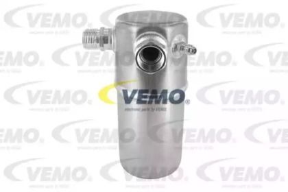 Осушитель кондиционера на Volvo S90  Vemo V95-06-0004.