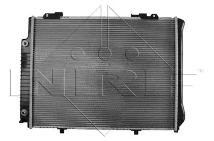 Радиатор охлаждения двигателя на Mercedes-Benz E300 NRF 50579.
