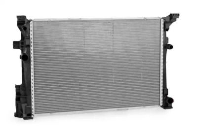 Радиатор охлаждения двигателя на Mercedes-Benz CLA  NRF 58470.