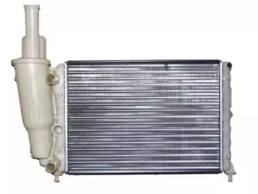 Радиатор охлаждения двигателя на Fiat Punto  NRF 58951.