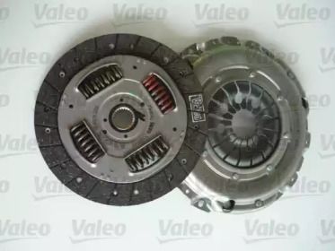 Комплект сцепления на Ford Focus 1 Valeo 826883.
