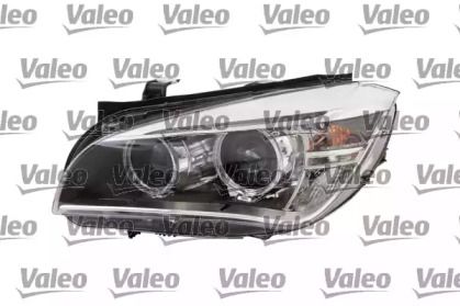 Права ксенонова фара ближнього світла на BMW X1  Valeo 044950.