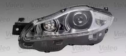 Права ксенонова фара ближнього світла на Jaguar XJ  Valeo 044166.