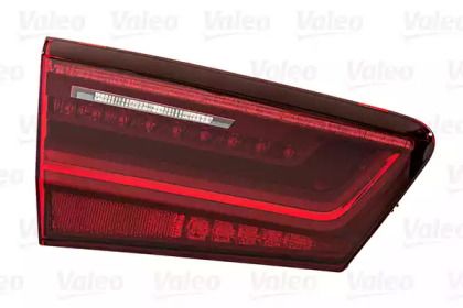 Задній правий ліхтар на Audi A6 C7 Valeo 047013.