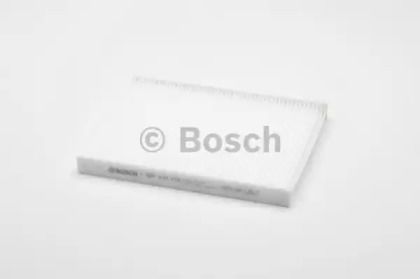 Салонный фильтр на Форд Экоспорт  Bosch 1 987 432 215.