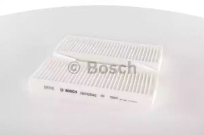 Салонный фильтр на Peugeot 308  Bosch 1 987 435 062.