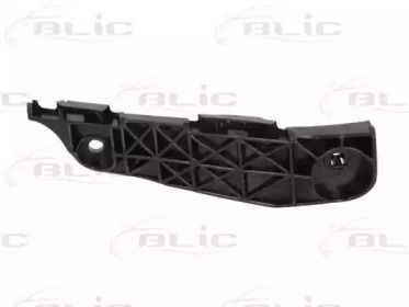 Ліве кріплення переднього бампера на Toyota Rav4  Blic 5504-00-8179931P.