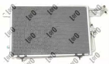Радиатор кондиционера на Audi 100  Loro 003-016-0004.