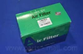 Воздушный фильтр на Hyundai H-1  Parts-Mall PAA-026.