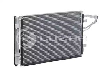 Радиатор кондиционера Luzar LRAC 08H2.