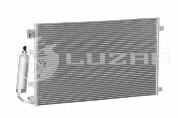 Радиатор кондиционера на Nissan Qashqai J10 Luzar LRAC 1420.