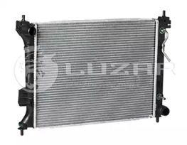 Алюмінієвий радіатор охолодження двигуна на Hyundai I20  Luzar LRc 081J1.