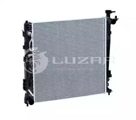 Алюмінієвий радіатор охолодження двигуна на Kia Sportage 3 Luzar LRc 081Y0.