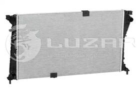 Алюминиевый радиатор охлаждения двигателя на Опель Виваро  Luzar LRc 2165.