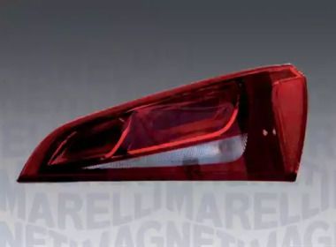Задній лівий ліхтар на Audi Q5  Magneti Marelli 714021800701.