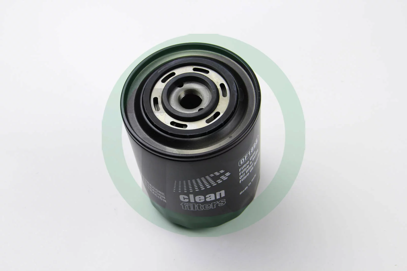 Масляний фільтр на Opel Arena  Clean Filters DF1898.