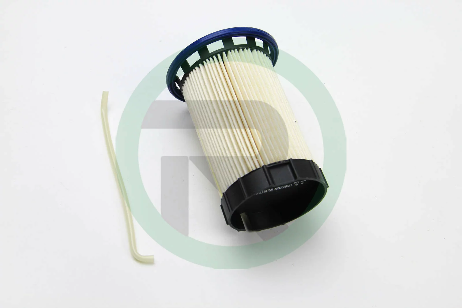 Паливний фільтр на Ауді Ку3  Clean Filters MG3621.