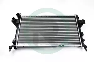 Радиатор охлаждения двигателя на Opel Corsa C BSG BSG 65-520-010.