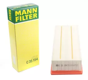 Воздушный фильтр на Ауди Ку3  Mann-Filter C 35 154.