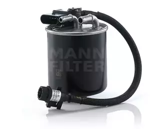 Топливный фильтр Mann-Filter WK 820/8.