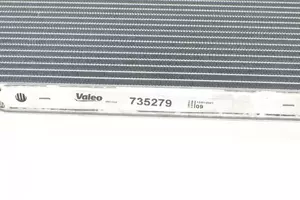 Радиатор охлаждения двигателя Valeo 735279 фотография 2.