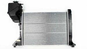 Алюмінієвий радіатор охолодження двигуна на Mercedes-Benz Sprinter  Kale Oto Radyator 319900.